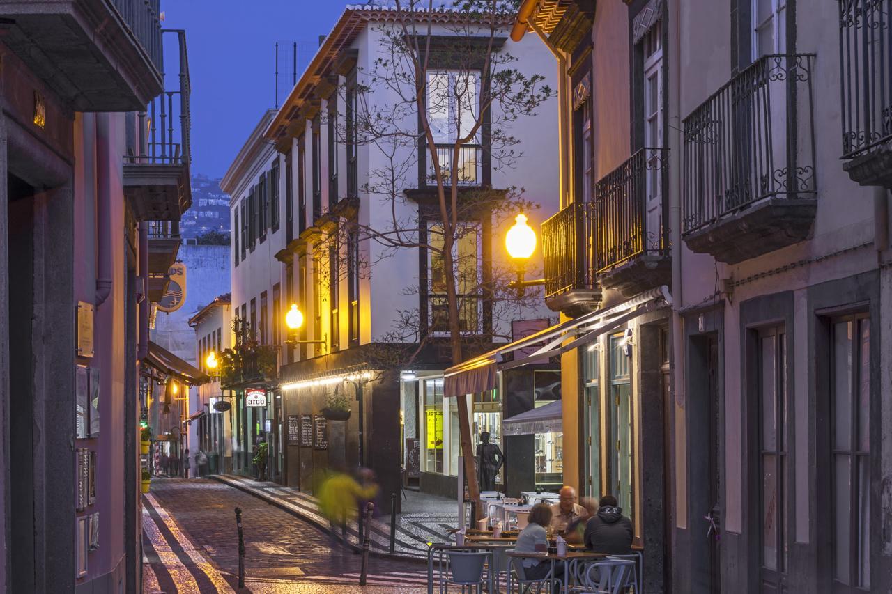 Downtown Funchal Apartments By An Island Apart Екстер'єр фото